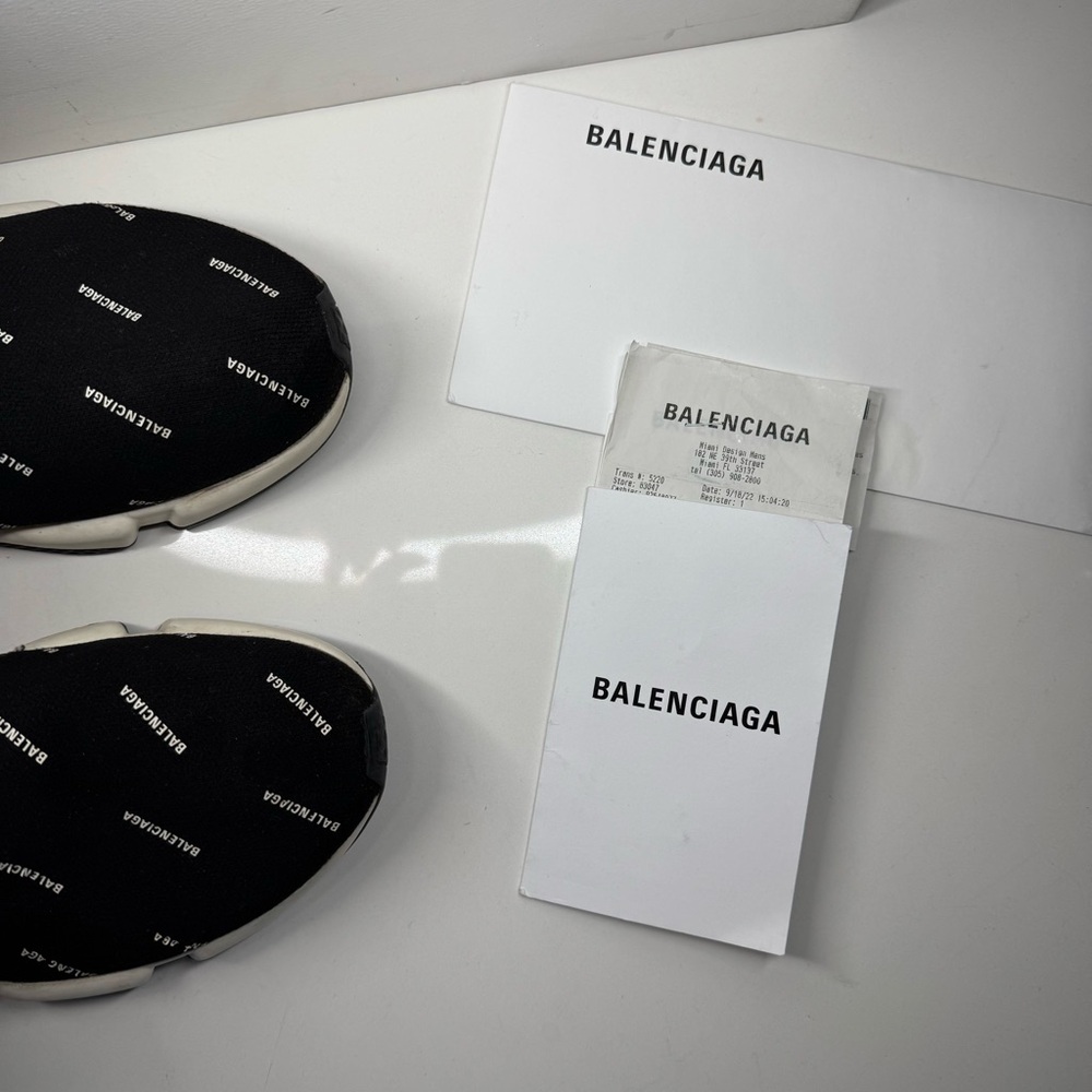 Balenciaga Allover Logo Speed Sneakers - Picture 4 of 8